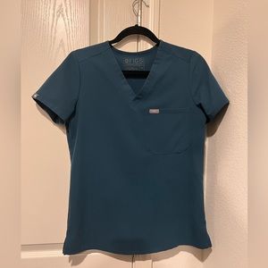 Figs Catarina Caribbean Blue Scrub Top size XS